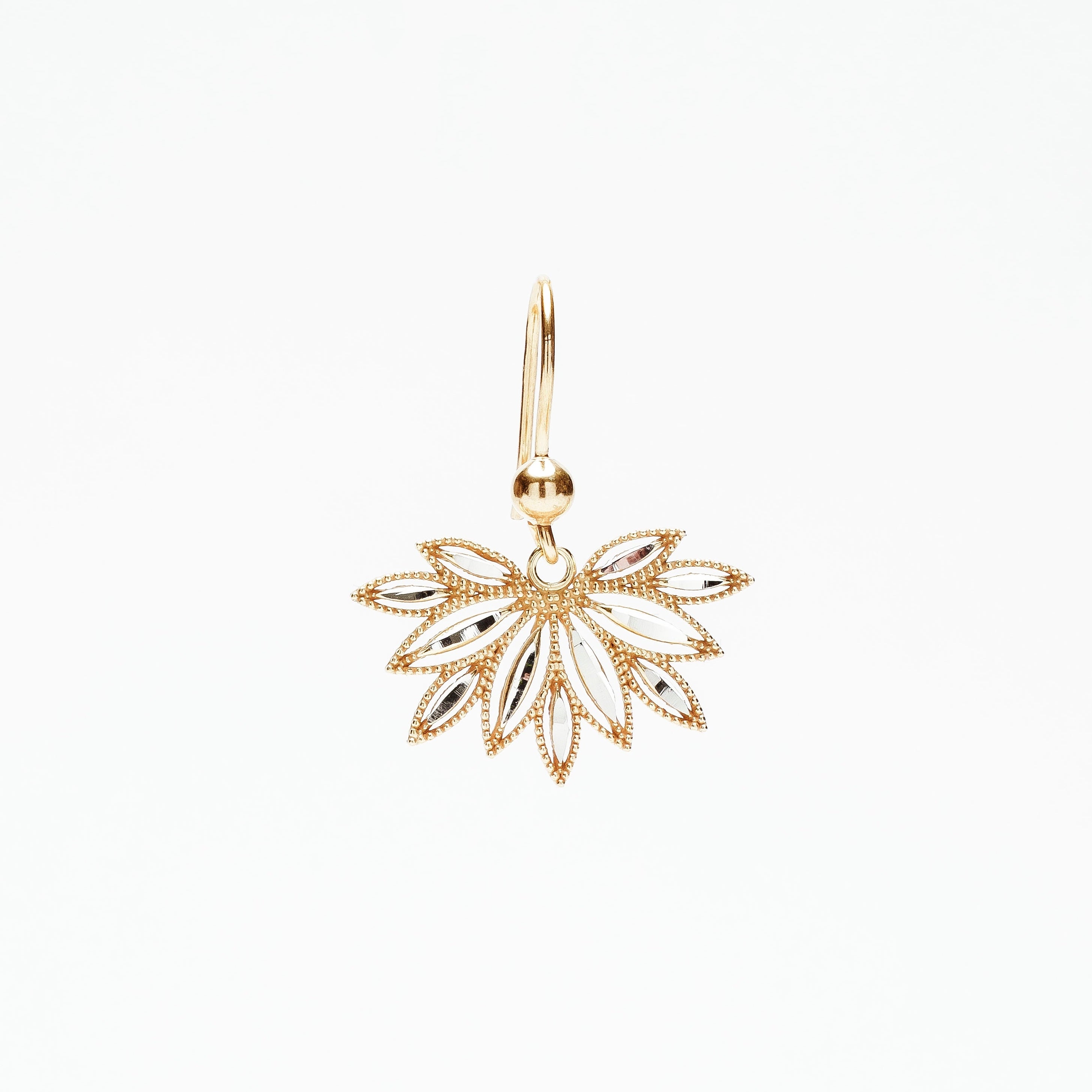 ORECCHINO MEZZO FIORE IN ARGENTO 925