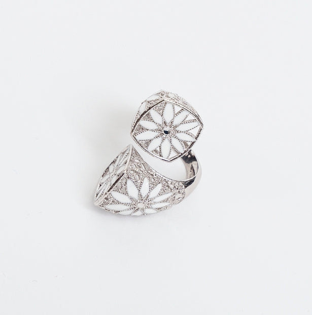 ANELLO MARGHERITA REGOLABILE