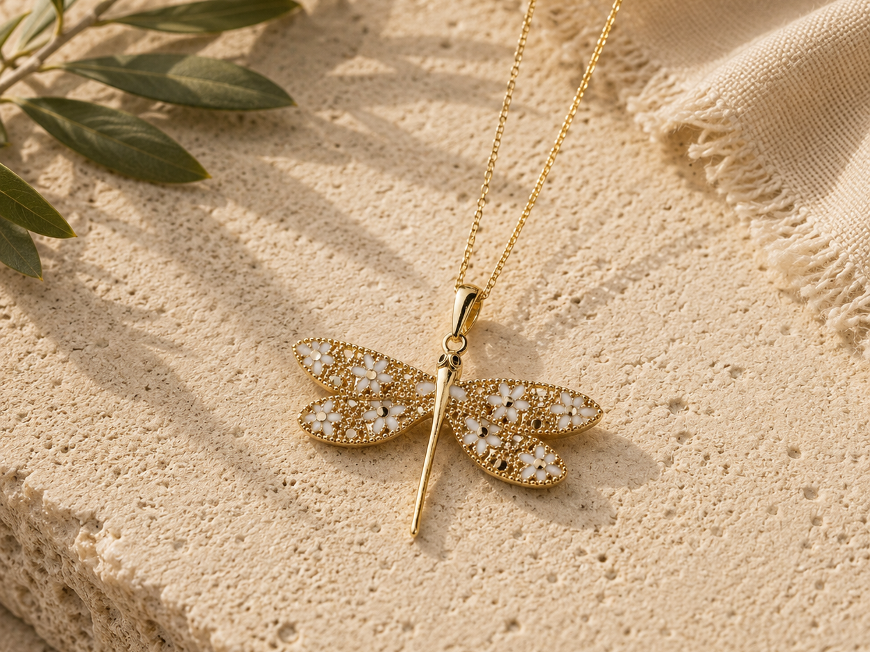 Collana libellula in filigrana argento 925: il gioiello dell'estate 2026