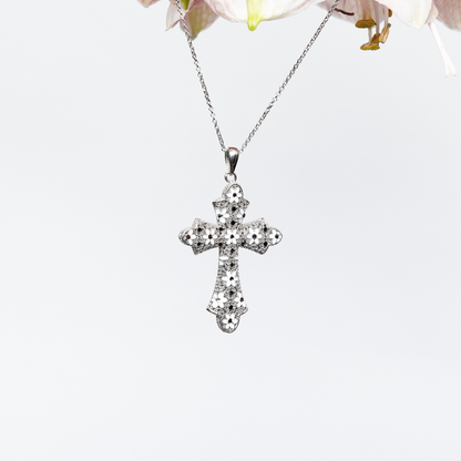 MEDIUM CROSS NECKLACE