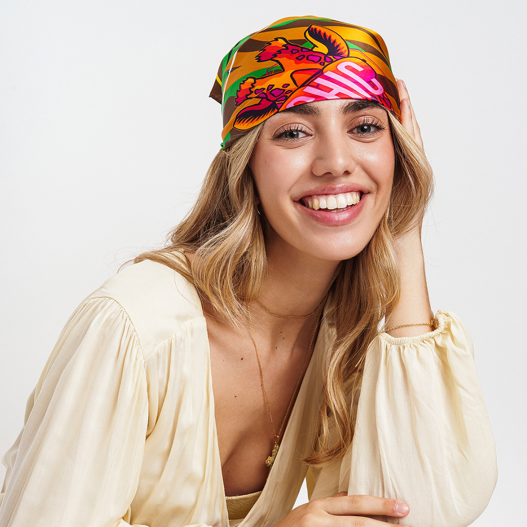 The CHIC Giraffe - 100% Silk Scarf