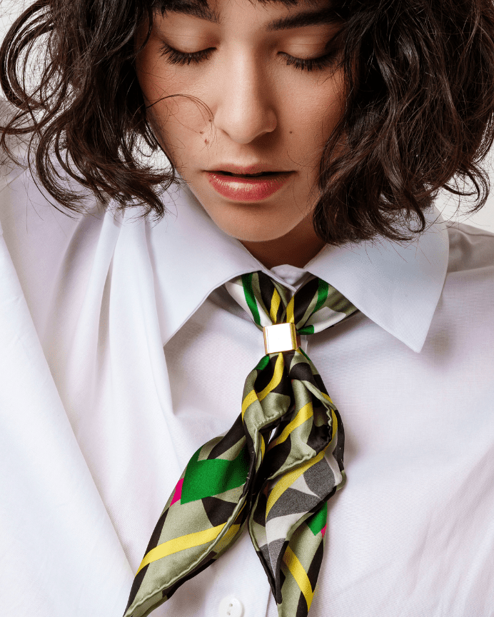 FOULARD 100% SETA CON CORVO - MINA MINA